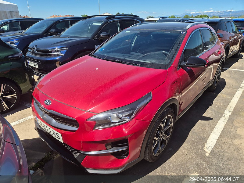 Foto Kia Cee'd XCeed 1.6 PHEV eMotion Aut. 2