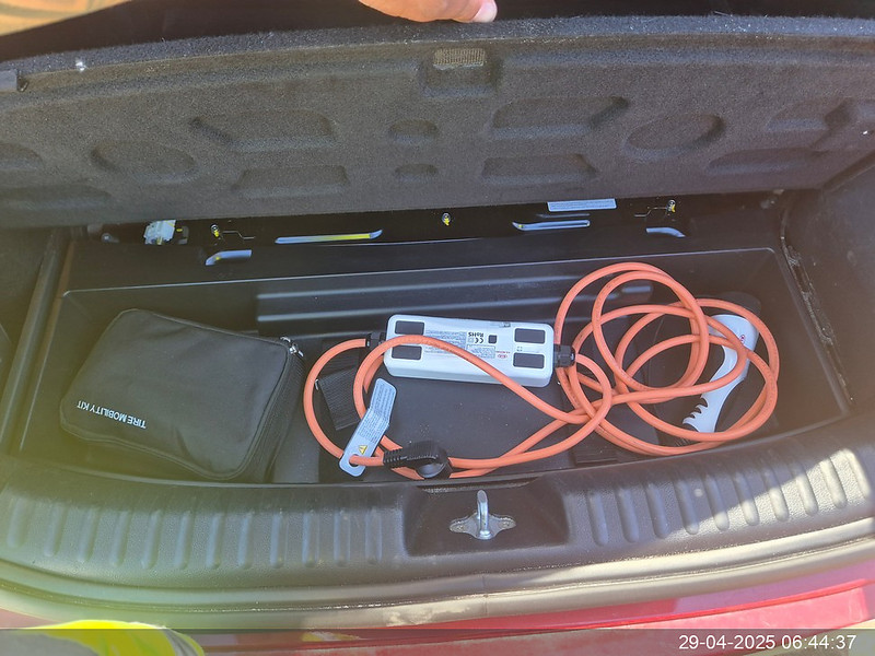 Foto Kia Cee'd XCeed 1.6 PHEV eMotion Aut. 18