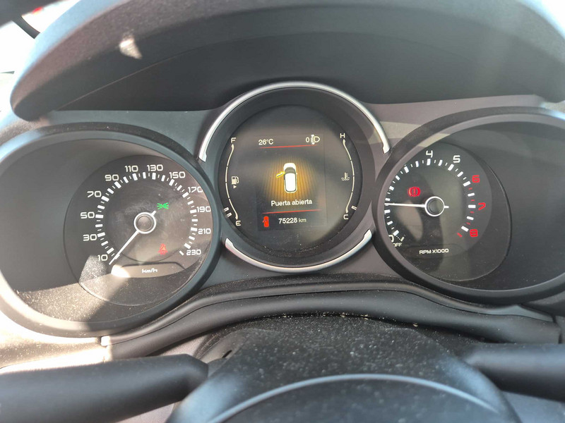 Foto Fiat 500 L 1.4 Cross 7