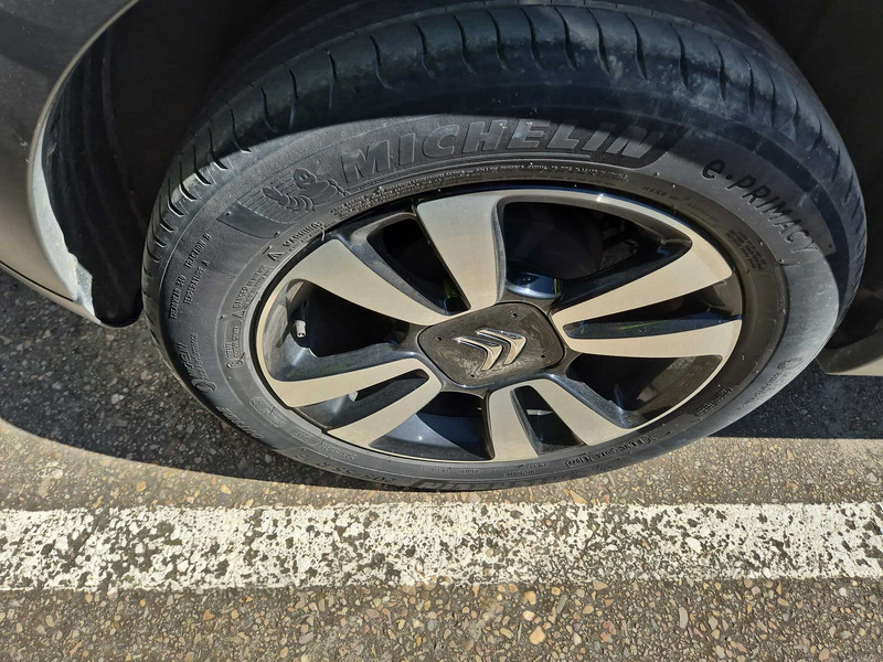 Foto Citroën C3 Aircross SUV C3 1.2 PureTech S&S Feel Pack 83 22