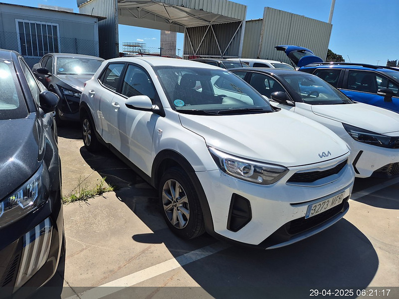 Foto Kia Stonic 4