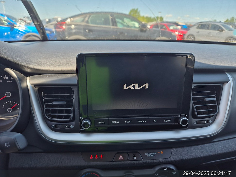 Foto Kia Stonic 10