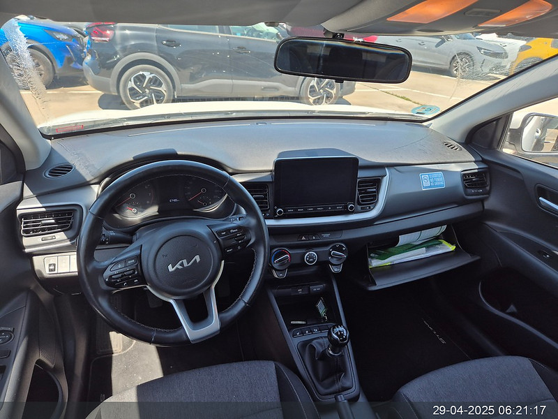 Foto Kia Stonic 14