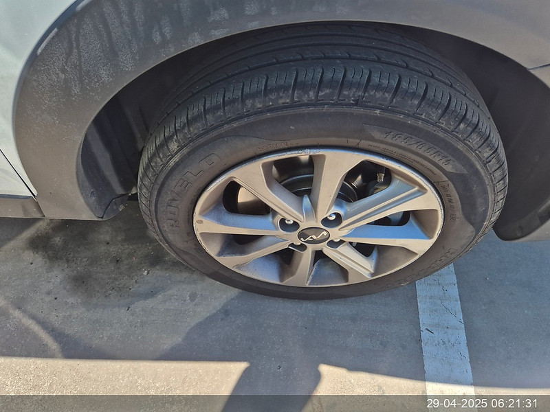 Foto Kia Stonic 23