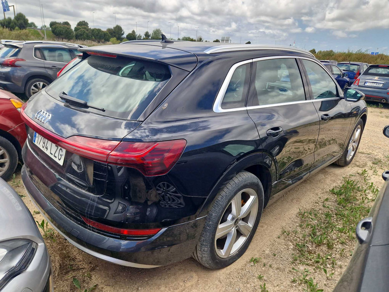 Foto Audi E-TRON 3