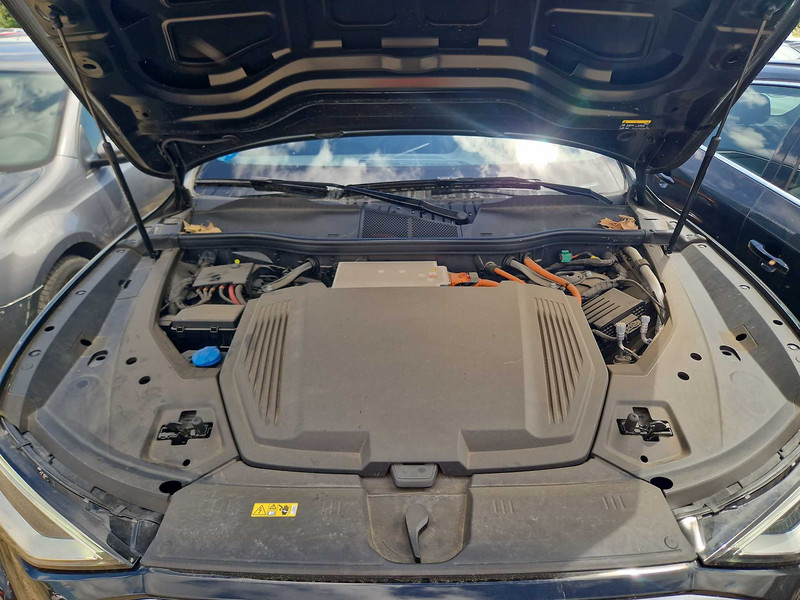 Foto Audi E-TRON 5