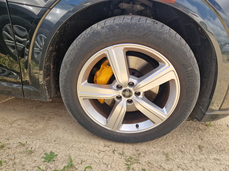 Foto Audi E-TRON 24