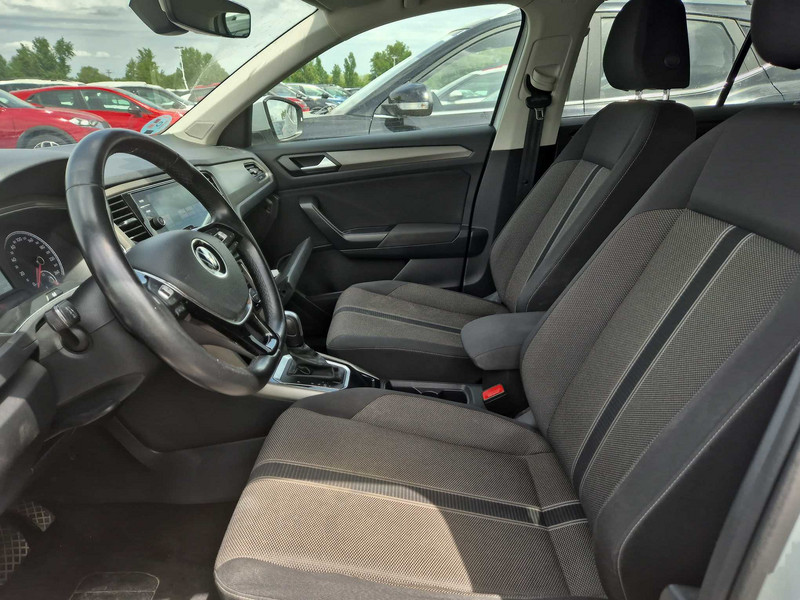 Foto Volkswagen T-Roc 11