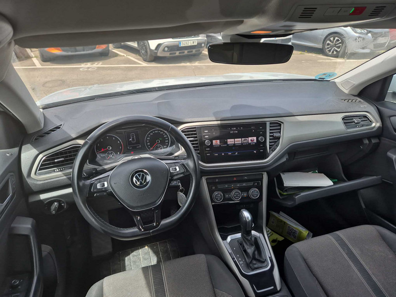 Foto Volkswagen T-Roc 13