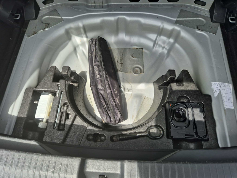 Foto Volkswagen T-Roc 16