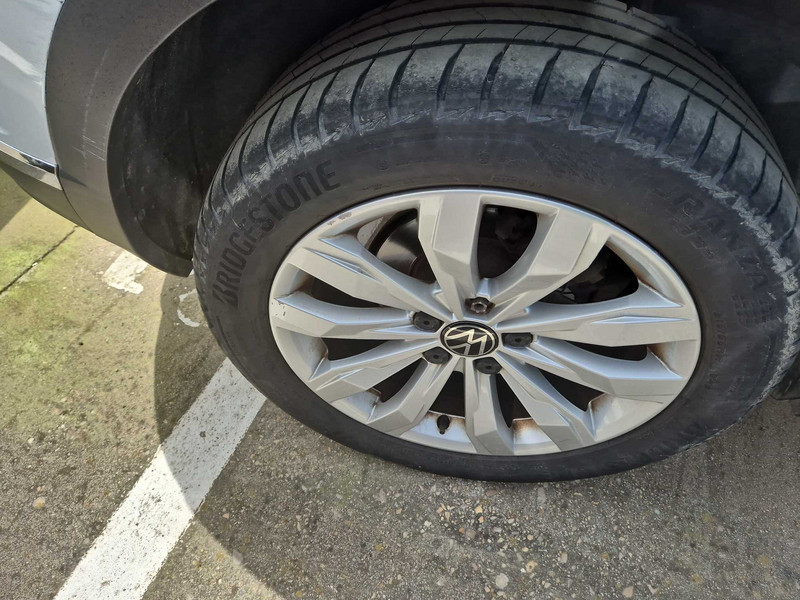 Foto Volkswagen T-Roc 21