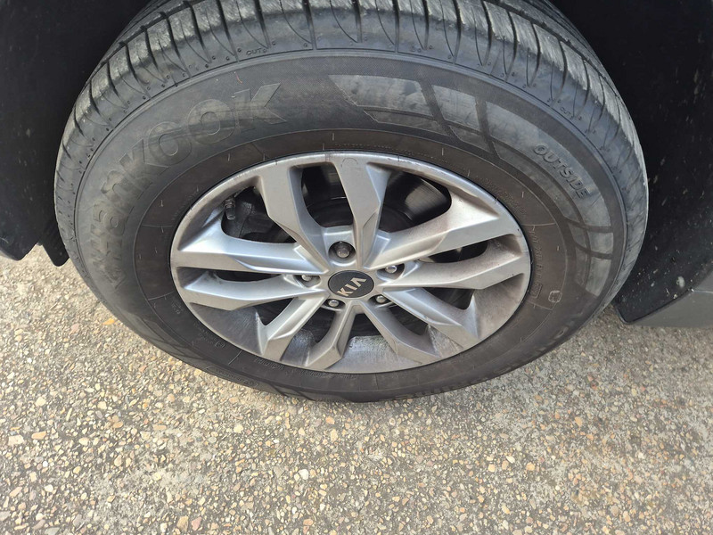 Foto Kia Sportage 25