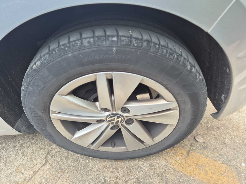 Foto Volkswagen Golf 20