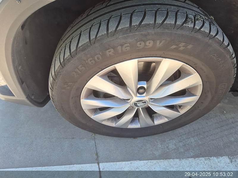 Foto Skoda Karoq 23