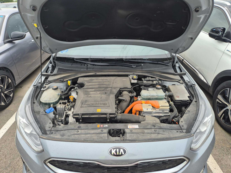 Foto Kia Cee'd Ceed Tourer 1.6 PHEV eDrive Aut. 7