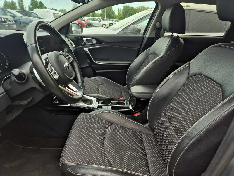 Foto Kia Cee'd Ceed Tourer 1.6 PHEV eDrive Aut. 11