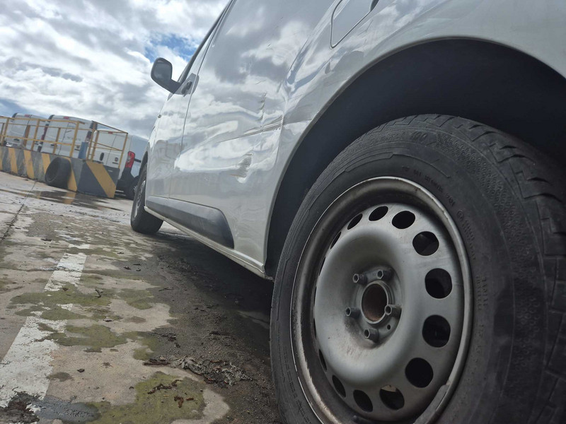 Foto Peugeot Expert 16