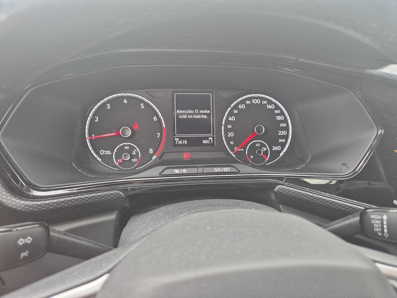 Foto Volkswagen T-CROSS 9