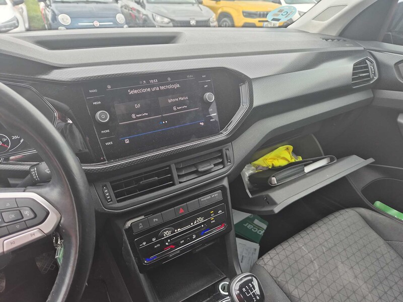 Foto Volkswagen T-CROSS 10