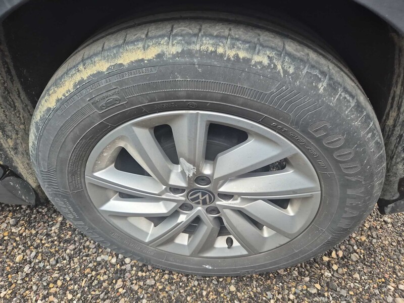 Foto Volkswagen T-CROSS 21