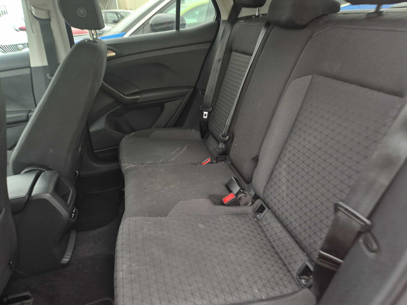 Foto Volkswagen T-CROSS 12