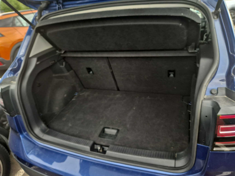 Foto Volkswagen T-CROSS 15