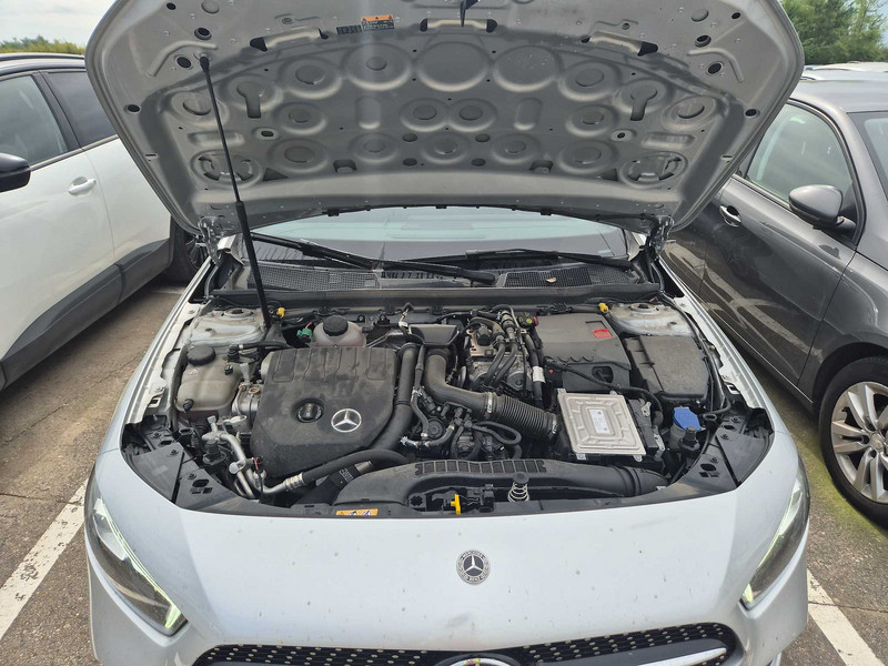 Foto Mercedes Benz A 250 e 8G-DCT 7