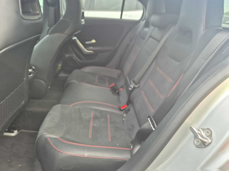 Foto Mercedes Benz A 250 e 8G-DCT 12