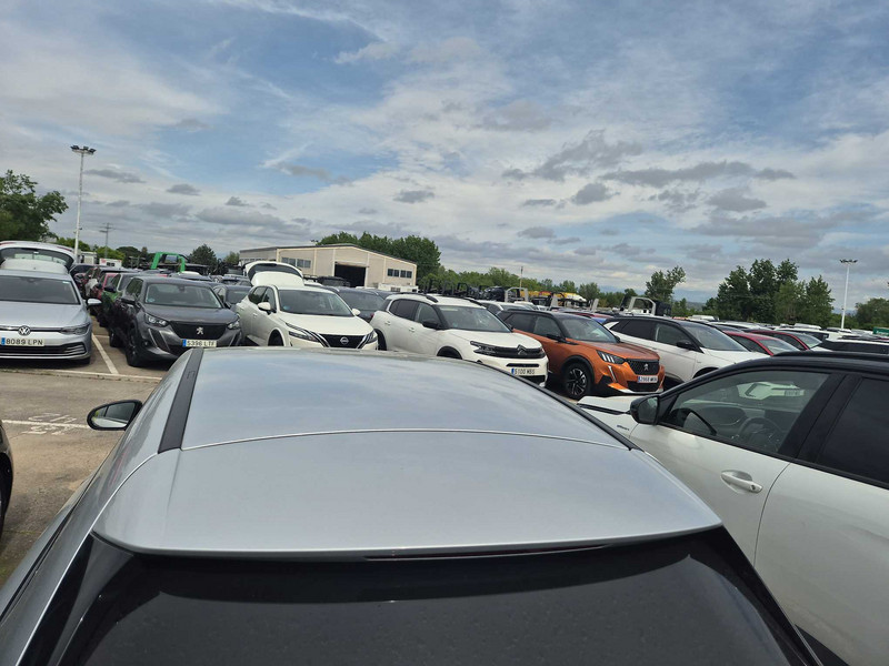Foto Mercedes Benz A 250 e 8G-DCT 19