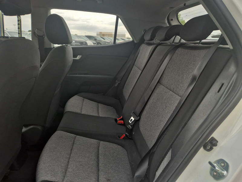 Foto Kia Stonic 13