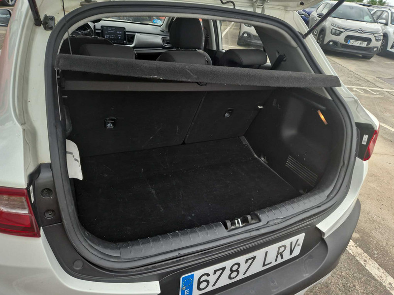 Foto Kia Stonic 16