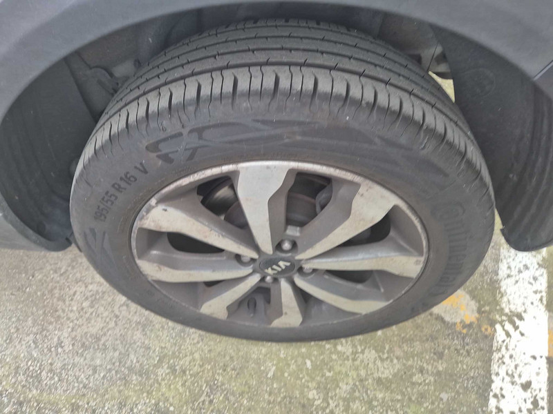 Foto Kia Stonic 21