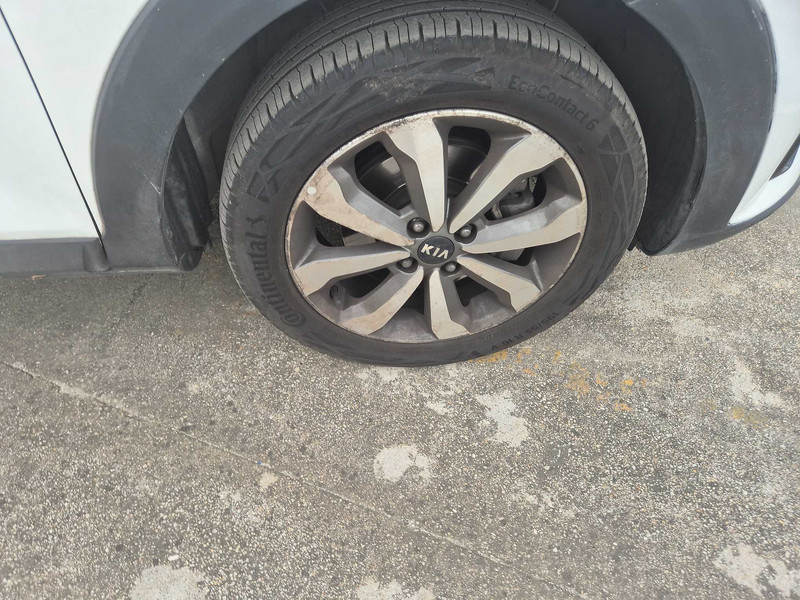 Foto Kia Stonic 23