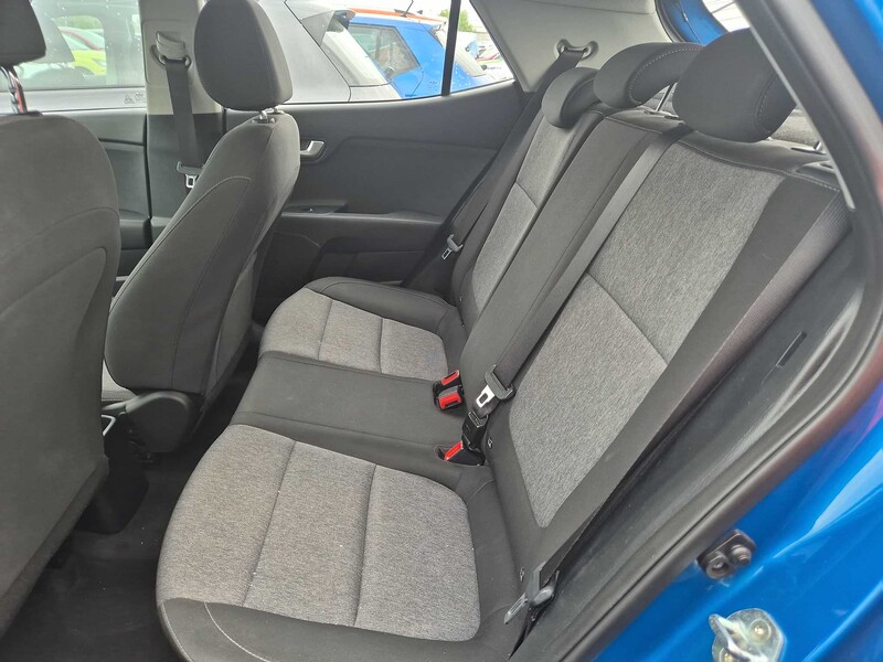 Foto Kia Stonic 12