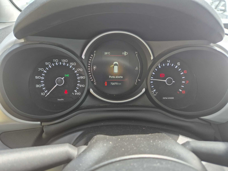 Foto Fiat 500 L 1.4 Connect 8