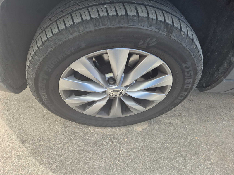 Foto Skoda Karoq 25