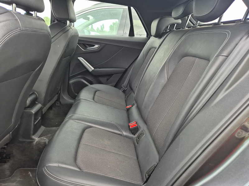 Foto Audi Q2 13