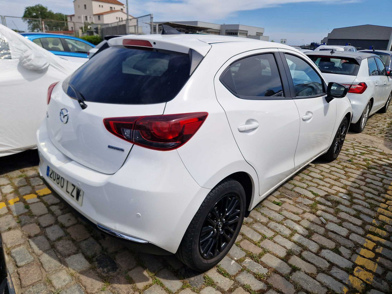 Foto Mazda Mazda2 1.5 e-Skyactiv-g Homura pantalla 8´´ 66kW 3