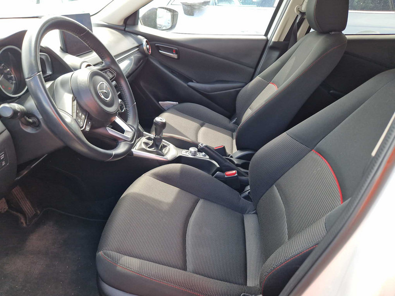 Foto Mazda Mazda2 1.5 e-Skyactiv-g Homura pantalla 8´´ 66kW 12