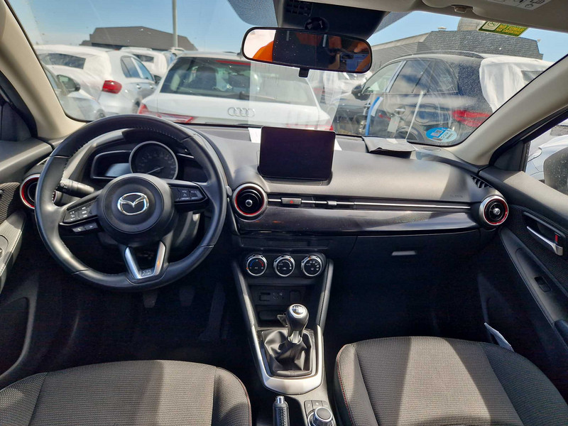 Foto Mazda Mazda2 1.5 e-Skyactiv-g Homura pantalla 8´´ 66kW 14