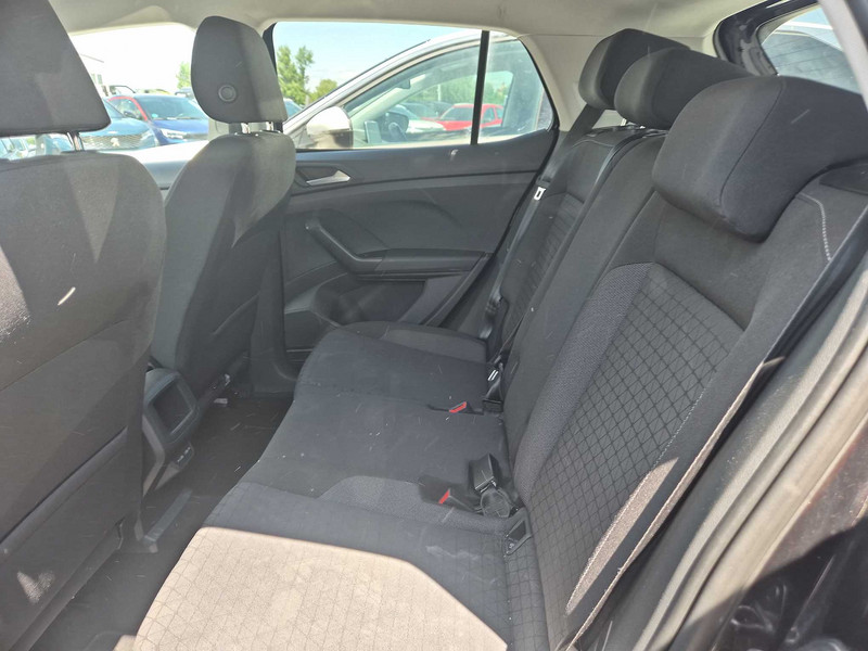 Foto Volkswagen T-CROSS 12