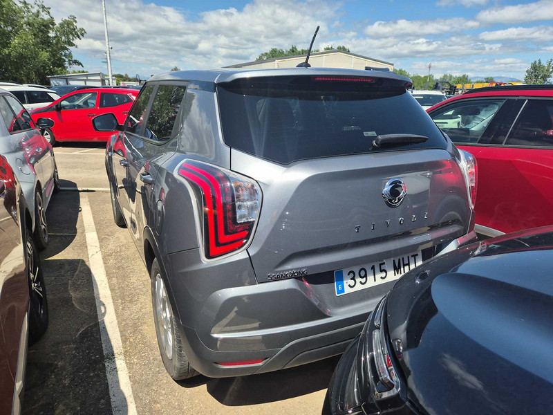 Foto SsangYong TIVOLI 2