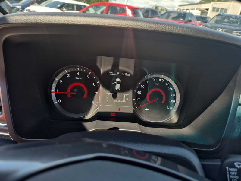 Foto SsangYong TIVOLI 10