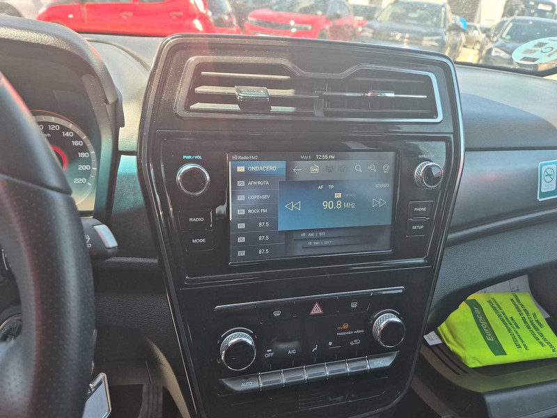 Foto SsangYong TIVOLI 11
