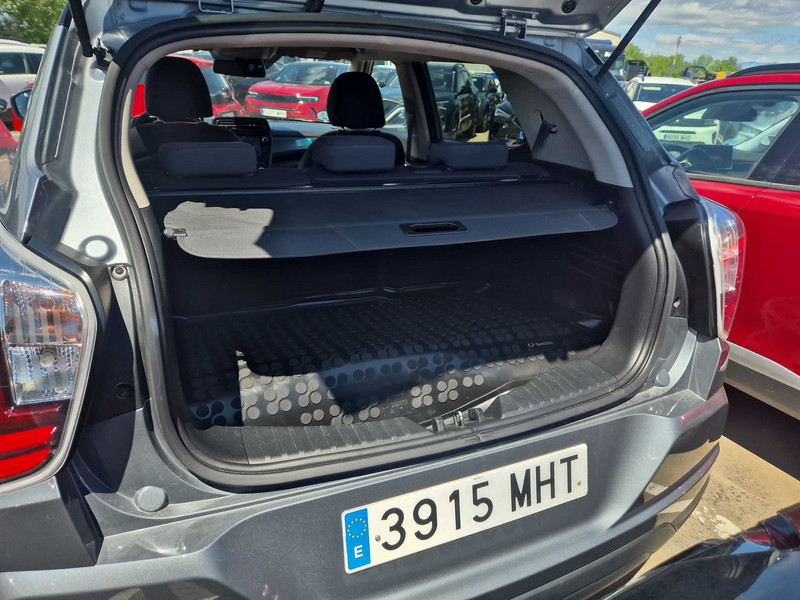 Foto SsangYong TIVOLI 17