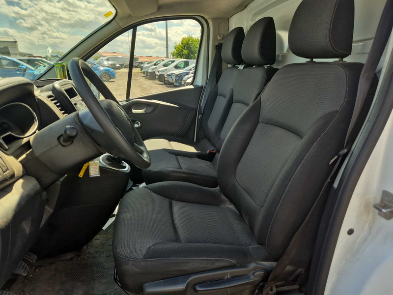 Foto Renault Trafic 16