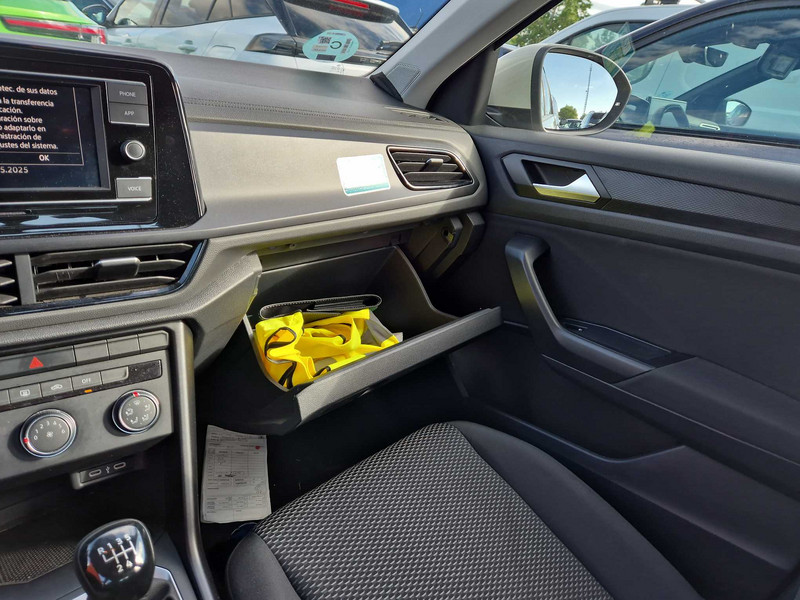 Foto Volkswagen T-Roc 12