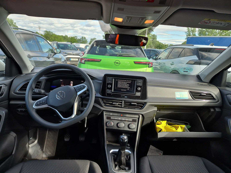 Foto Volkswagen T-Roc 15