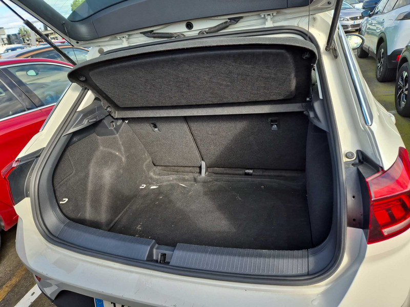 Foto Volkswagen T-Roc 17