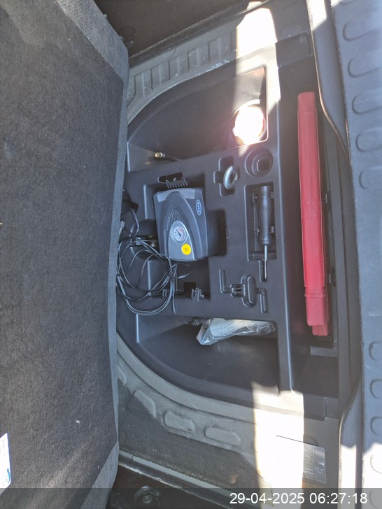 Foto Fiat 500 L 1.4 Cross 16